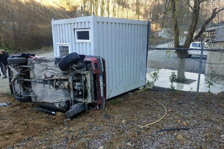 Gümüşhane’de gizli buzlanma kazaya neden oldu: 2 yaralı G3