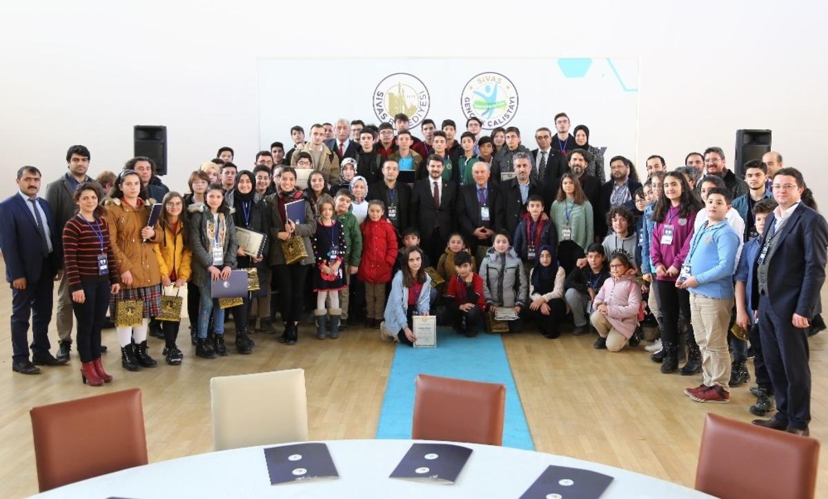 Sivas&rsquo;ta gen&ccedil; fikirler alındı