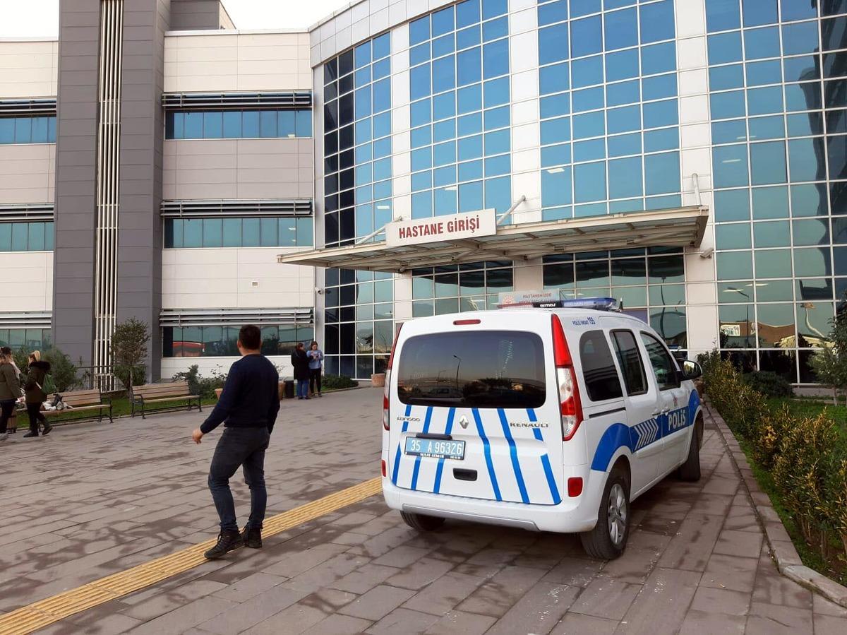 Tuvalette &ouml;l&uuml; bulunan bebeğin 19 yaşındaki annesi g&ouml;zaltına alındı