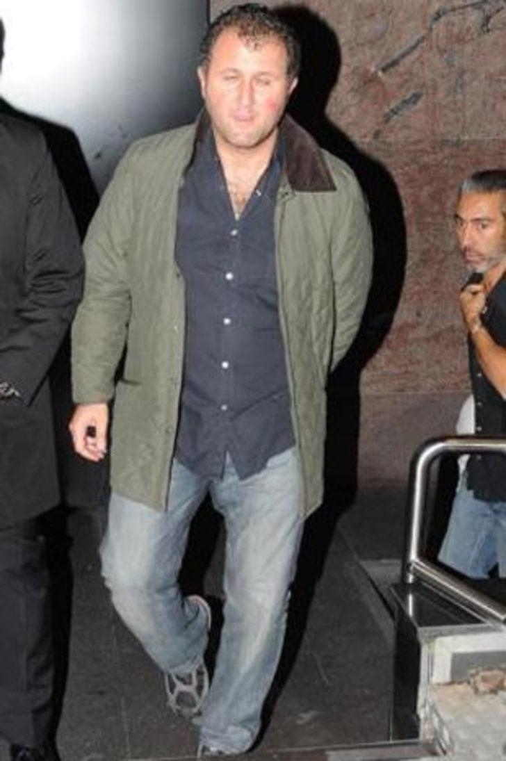 Özlem Yıldız'a fena yakalandı G4