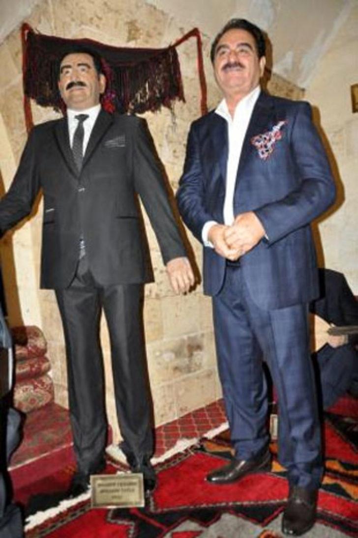 Balmumu heykelinden makas aldı G4