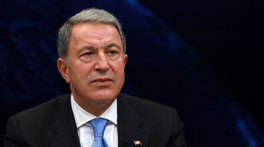 Bakan Akar'dan şehit askerler i&ccedil;in başsağlığı mesajı