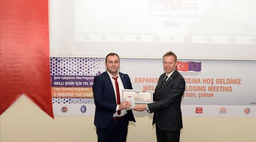 Yalnız y&uuml;r&uuml;mekten sıkılanlar i&ccedil;in mobil uygulama projesi