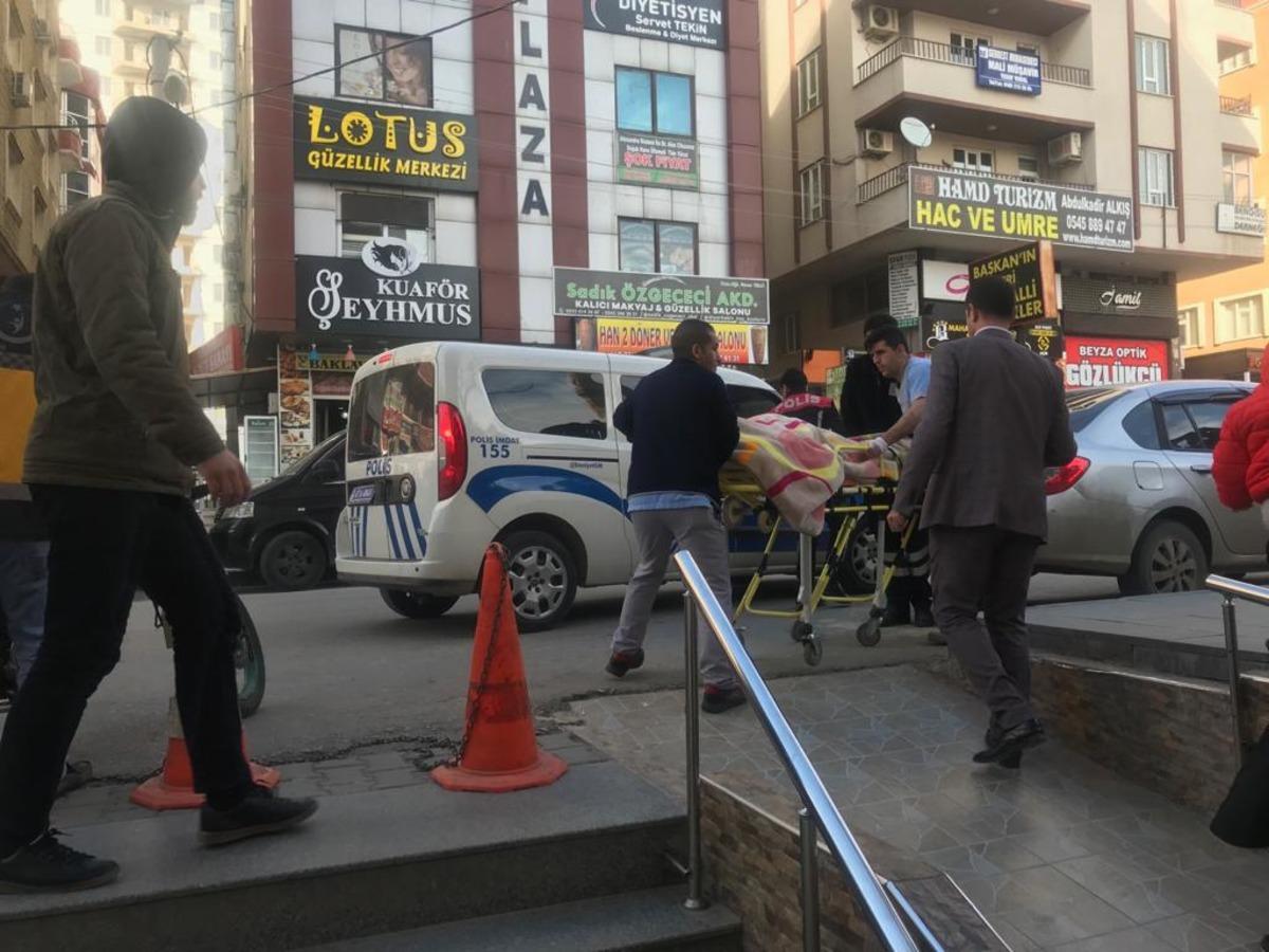 Mardin'de 28 yaşındaki kadın d&ouml;v&uuml;lerek &ouml;ld&uuml;r&uuml;ld&uuml;!