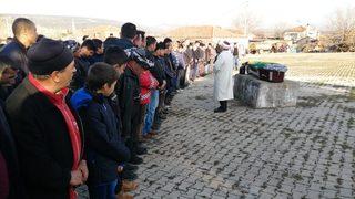 İzmir'de alevlerin arasında kalan 11 yaşındaki Merve’ye hüzünlü veda