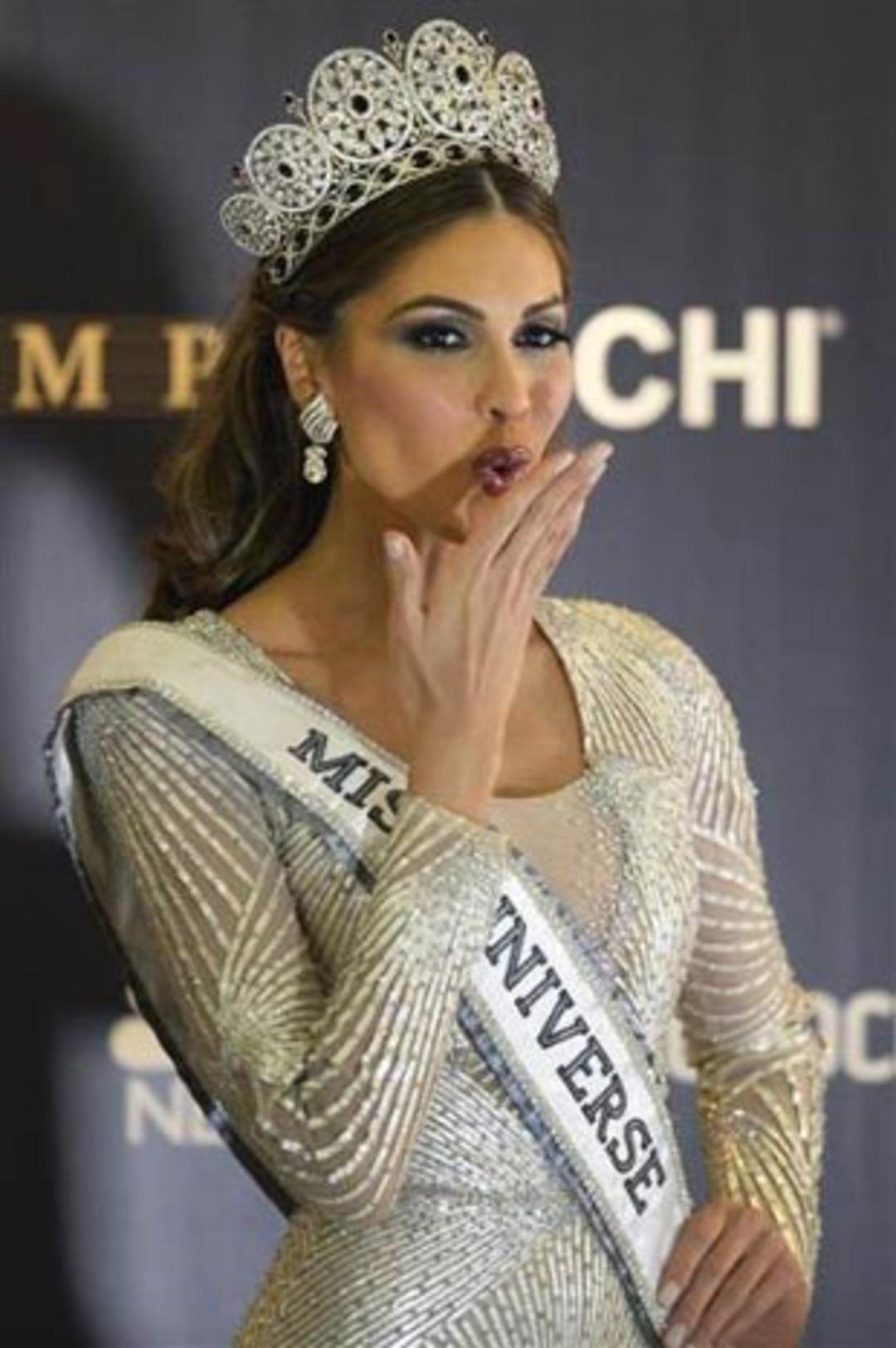 Yılın kainat g&uuml;zeli Venezuella'dan