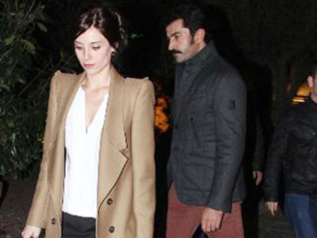 Cansu Dere'ye aşık mı?