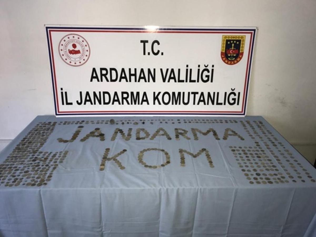Ardahan&rsquo;da tarihi eser operasyonu