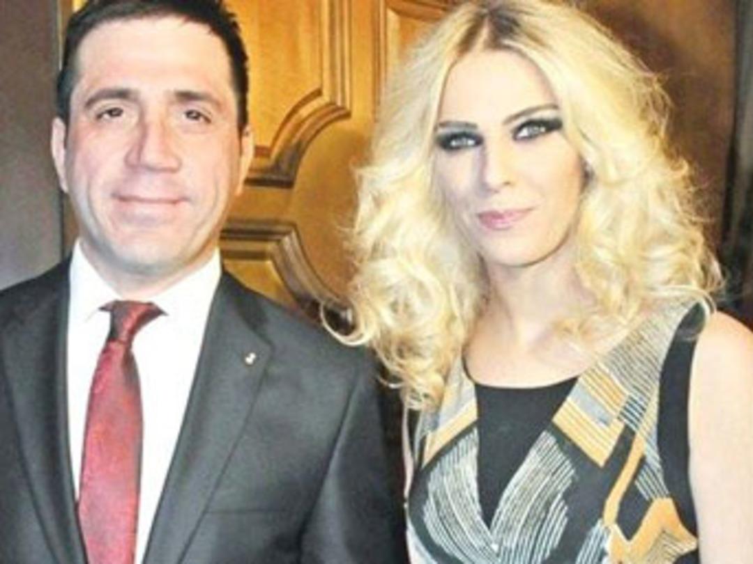 Bir ihanetin &ouml;yk&uuml;s&uuml;