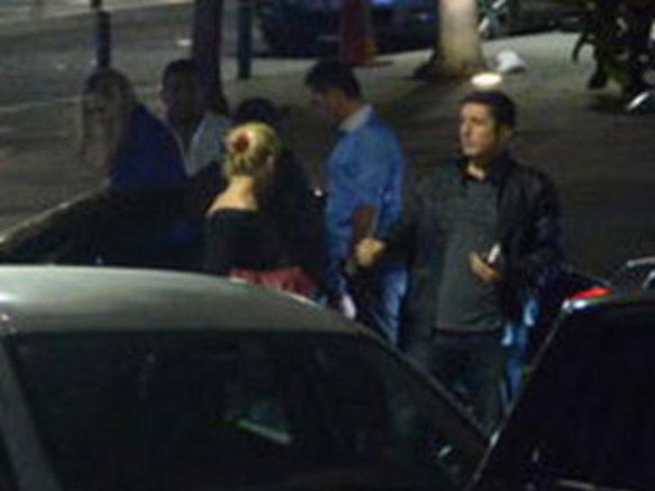 Hem annesini hem de kendisini.. G5