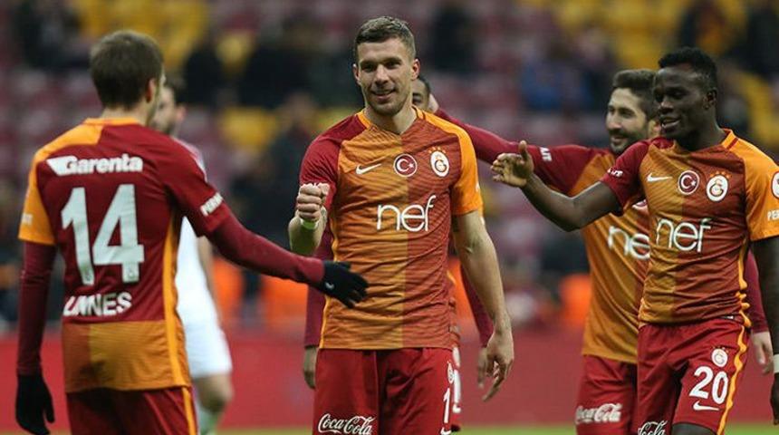 Antalyaspor'da rota Lukas Podolski