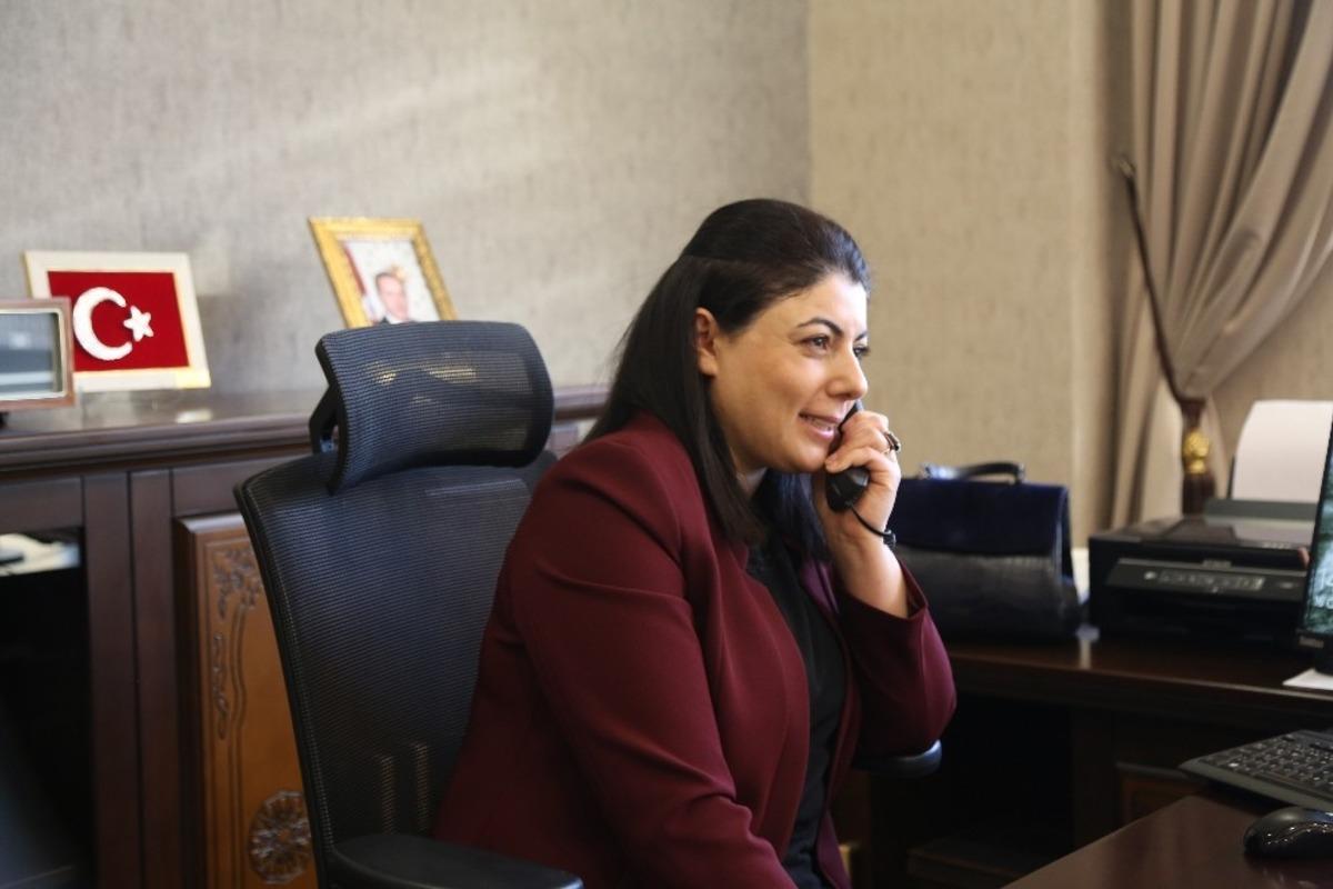 &Ccedil;ocuğunun s&uuml;nneti i&ccedil;in biriktirdiği 8 bin lirayı İdlib&rsquo;e bağışladı