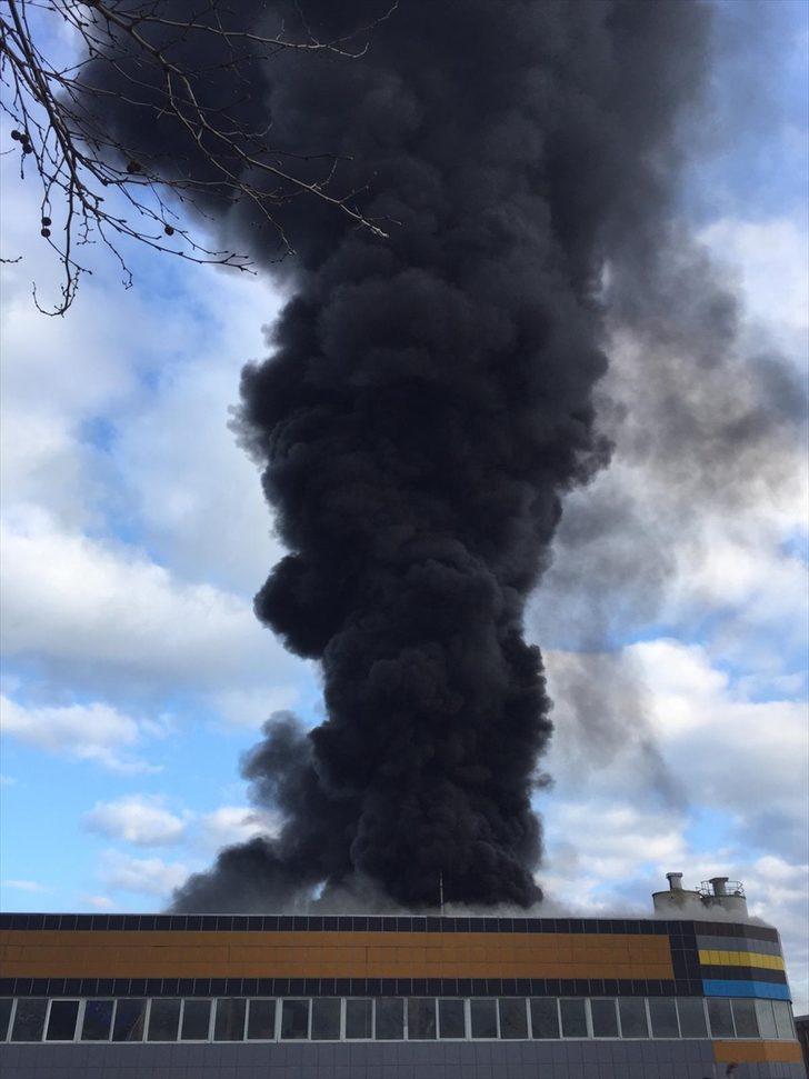 Samsun'da plastik fabrikasında yangın G1