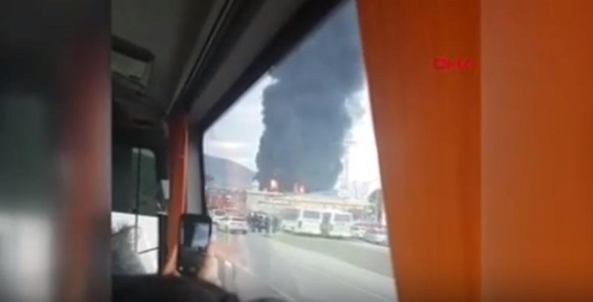 Son dakika Samsun'da plastik fabrikasında yangın! Alevler y&uuml;kseliyor