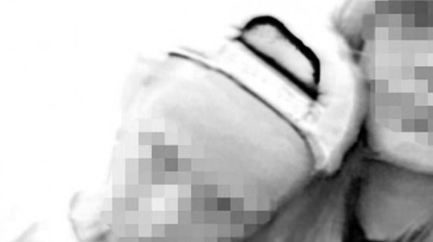 D&uuml;nya bunu konuşuyor! Baba 10, anne 13 yaşında