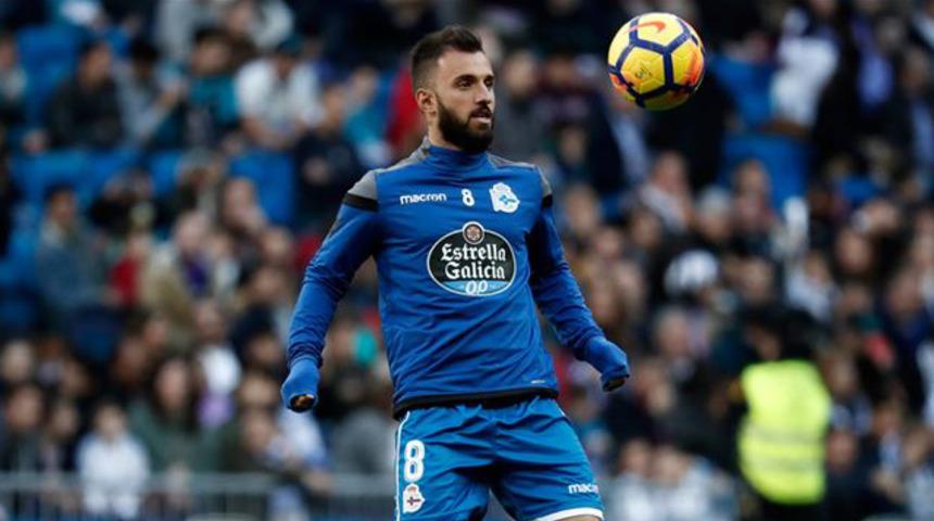 Emre Çolak önce gol attı sonra atıldı