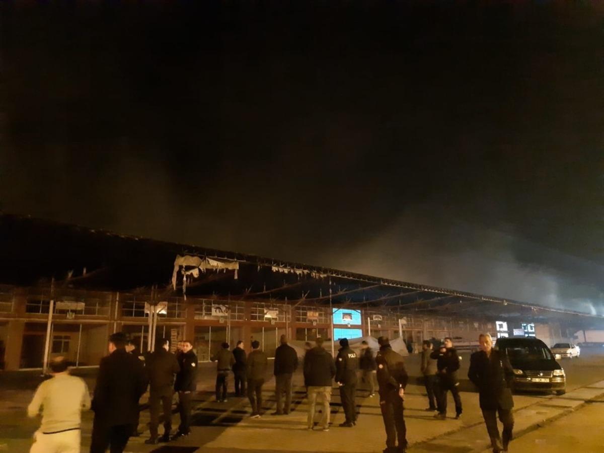 &Ccedil;arşamba halinde yangın