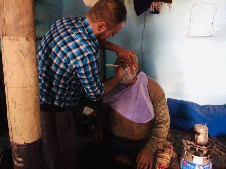 Aslanapa’da yaşlı ve engelli vatandaşlara evde traş hizmeti G4