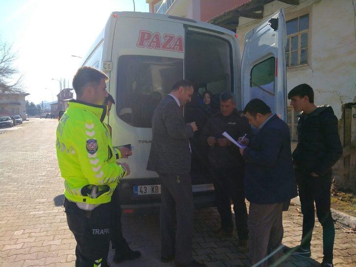 Öğrenci servis araçları denetlendi G3