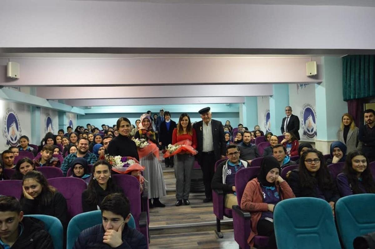 Şuhut&rsquo;ta &ouml;ğrencilere sağlıklı beslenme semineri