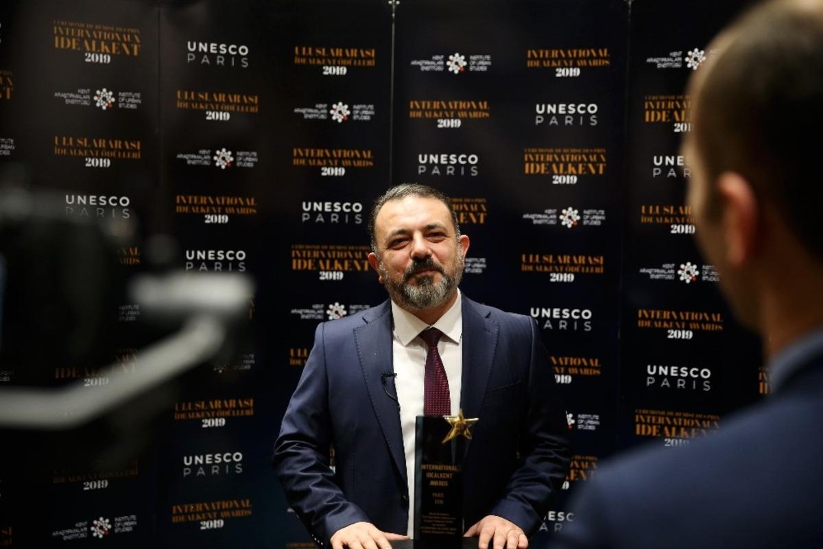 Paris&rsquo;ten Sincan Belediyesine &ouml;d&uuml;l