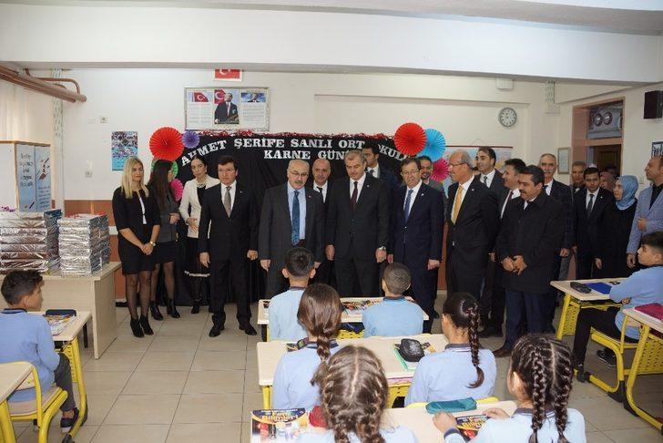 Aydın’da 181 bin öğrenci karne sevinci yaşadı G2