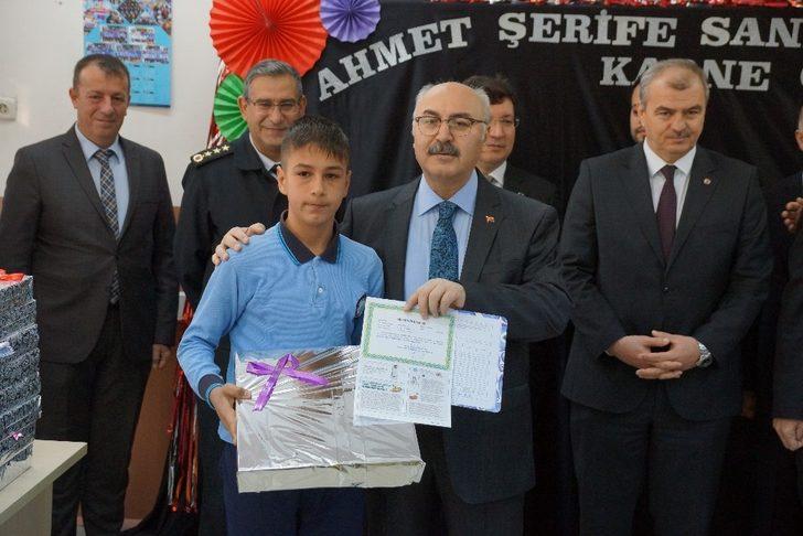 Aydın’da 181 bin öğrenci karne sevinci yaşadı G3