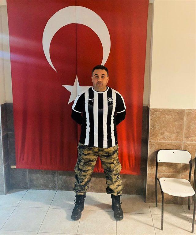 Altay Başkanı Ekmekçioğlu asker ocağında