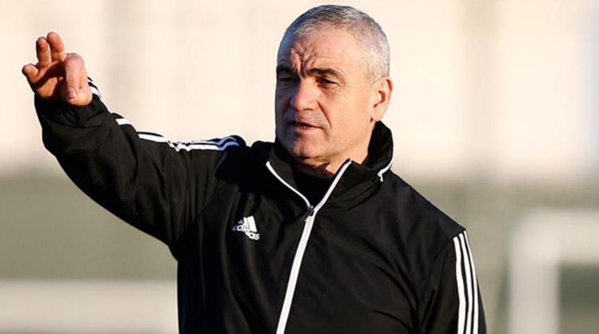 Rıza &Ccedil;alımbay'ın Beşiktaş karnesi k&ouml;t&uuml;