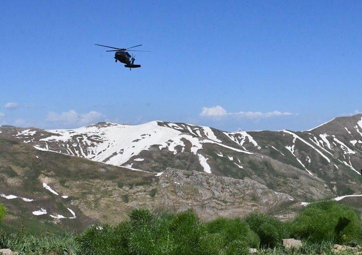 Bingöl'de, çöp dökmeye giderken şehit edilen askerin kanı yerde kalmadı G4