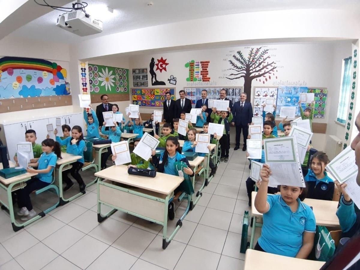 Bursa&rsquo;da 586 bin &ouml;ğrenci yarıyıl tatiline &ccedil;ıktı