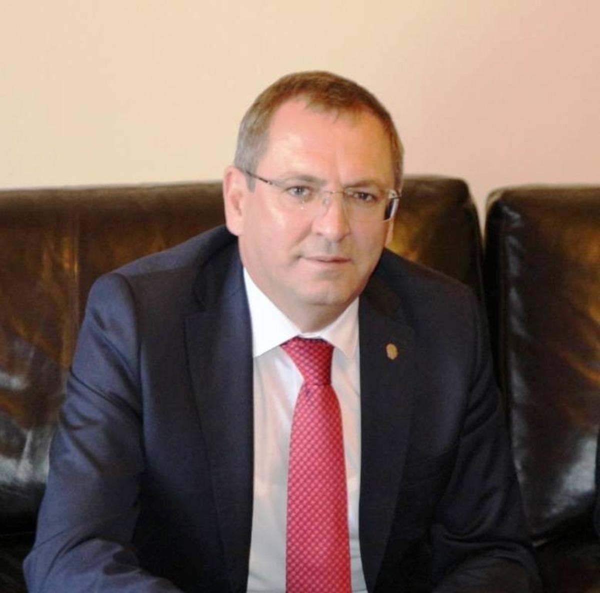 Ayvalık Belediyesi yakışanı yapıyor