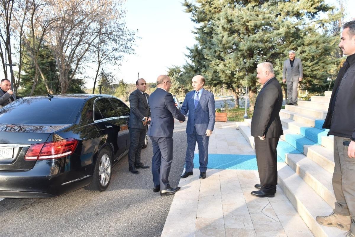 D&Uuml; Rekt&ouml;r&uuml; Prof. Dr. G&uuml;l, Azerbaycan Kars Başkonsolosu Guliyev&rsquo;i ağırladı