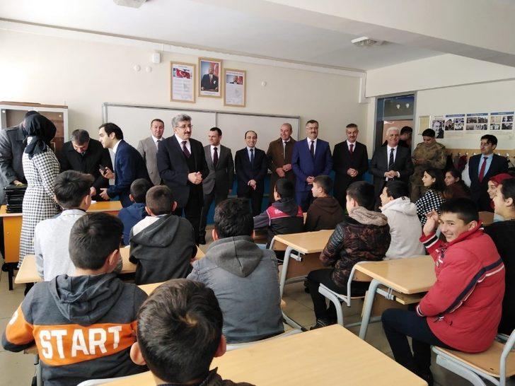 Van’da 310 bin öğrenci karnelerini aldı G2