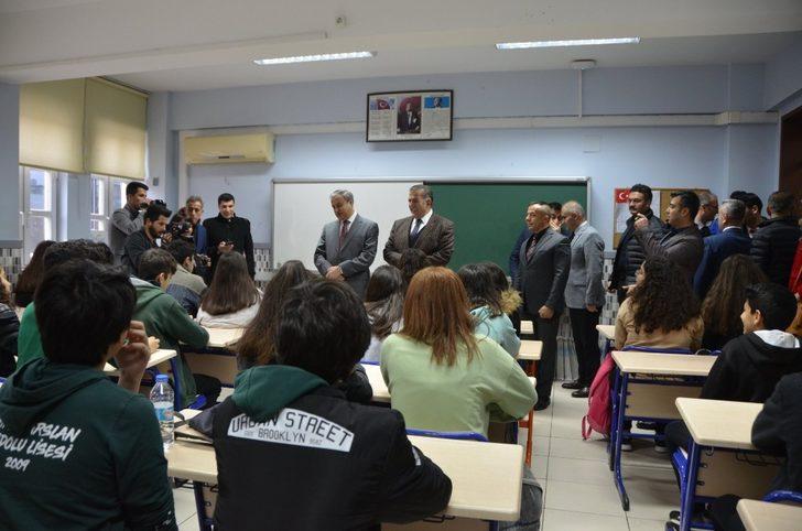 Mersin’de 400 bin 767 öğrenci karne heyecanı yaşadı G2