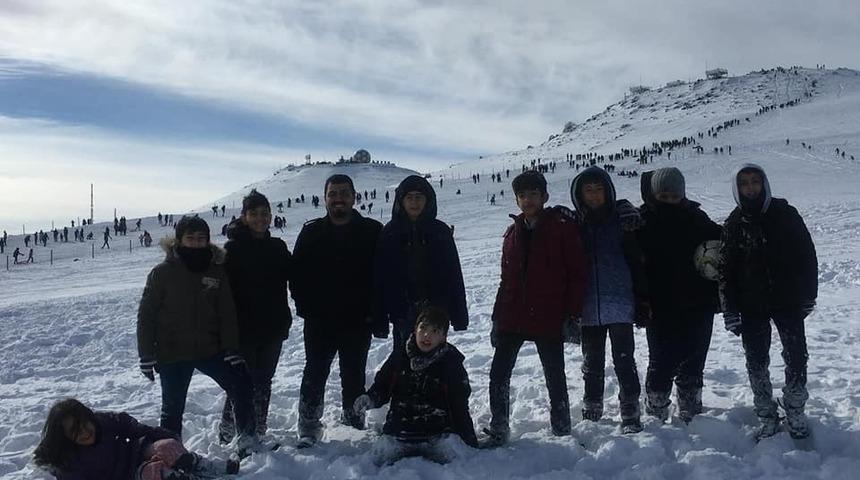 Miniklerin Karacadağ’da kayak keyfi