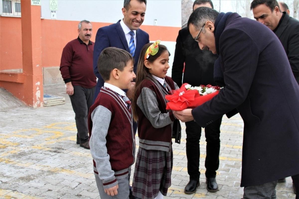 &Ouml;zalp il&ccedil;esinde karne heyecanı