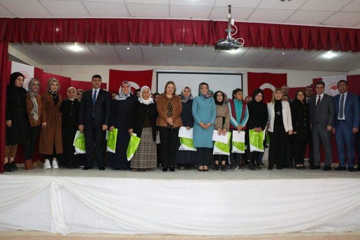 Siirtli kadın çiftçilere sertifikaları verildi G1