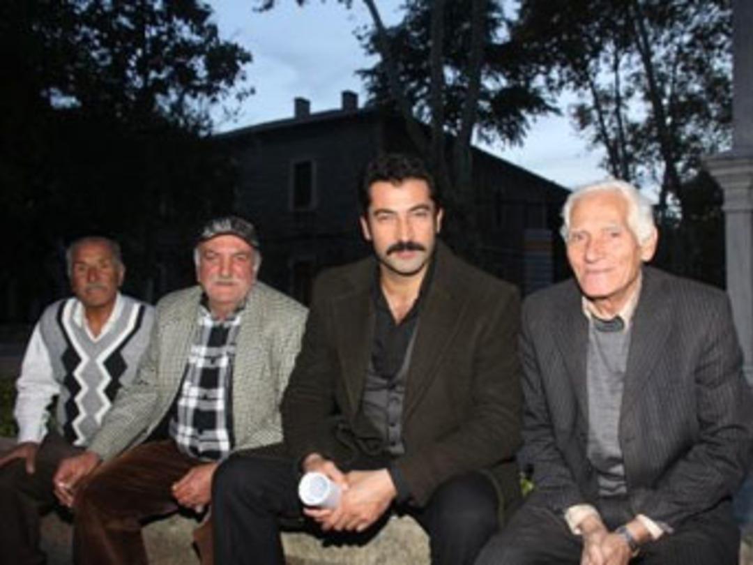 Kenan İmirzalıoğlu'ndan s&uuml;rpriz ziyaret