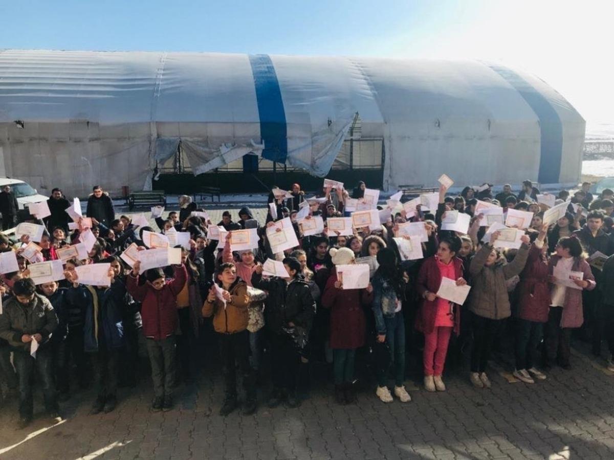 &Ccedil;ıldır&rsquo;da karne heyecanı