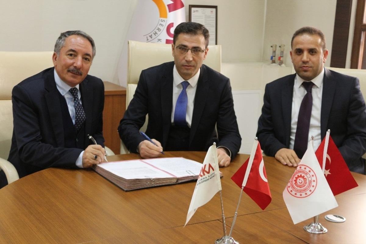 SERKA, &ldquo;Bilim Bakalım Neymiş&rdquo; projesi ile Uzay-Havacılık sınıfı kurulacak