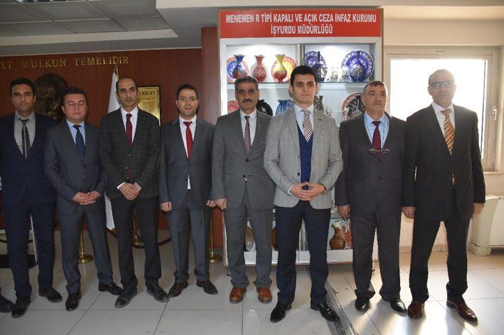 Menemen’deki sosyal markette mahkumların ürettikleri ürünler satılıyor G3