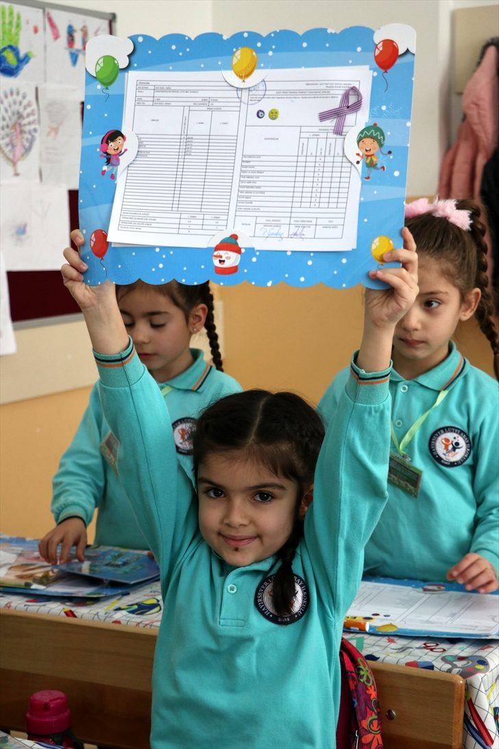 Okullarda karne heyecanı G2