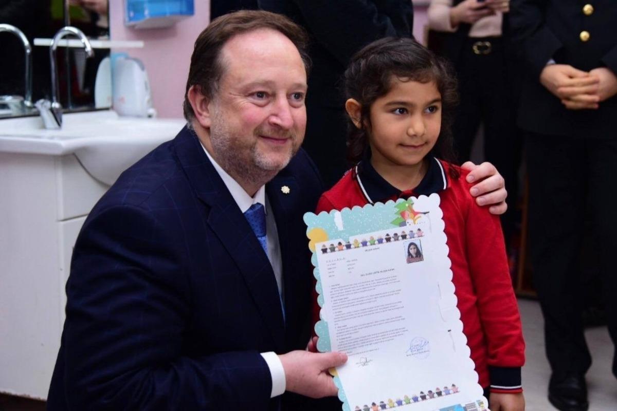 Başkan Orkan karne sevincine ortak oldu