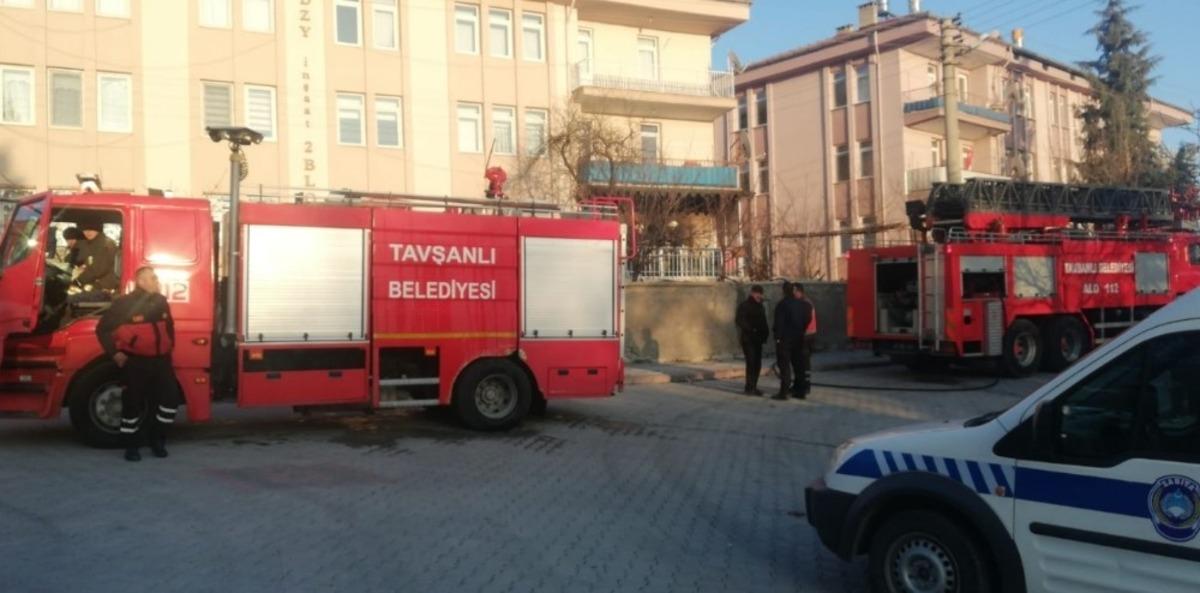 Tavşanlı&rsquo;da bir evin mutfağında &ccedil;ıkan yangın b&uuml;y&uuml;meden s&ouml;nd&uuml;r&uuml;ld&uuml;
