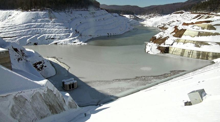 Ak&ccedil;ay Baraj G&ouml;l&uuml; su alınabilecek seviyeye ulaştı