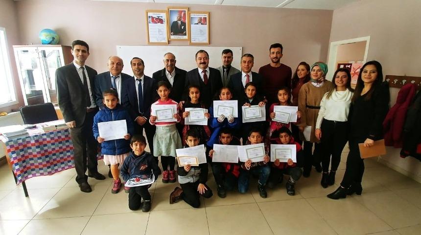 Tuşba’da karne heyecanı