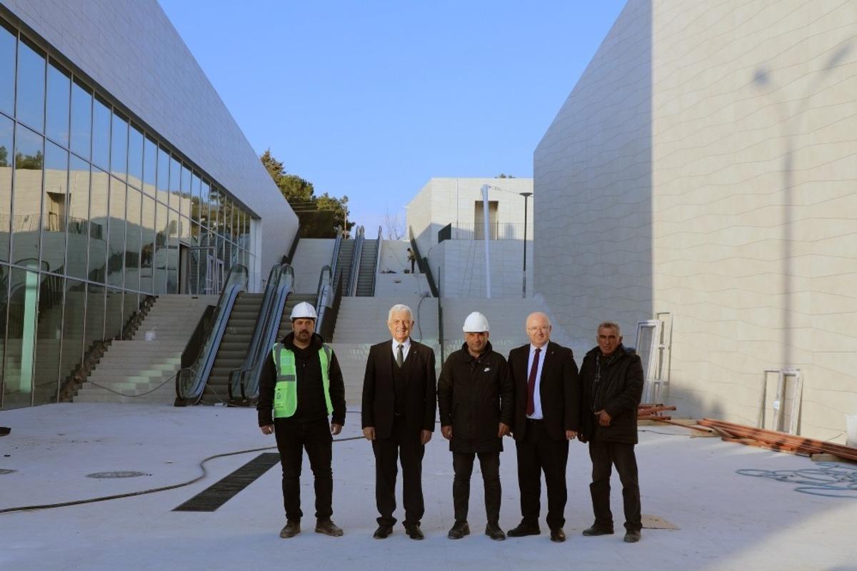 Başkanlardan Devam Eden &Ccedil;alışmalara İnceleme