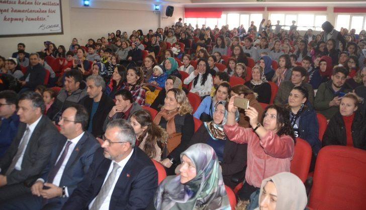 Bafra’da 24 bin öğrenci karnelerini aldı G2