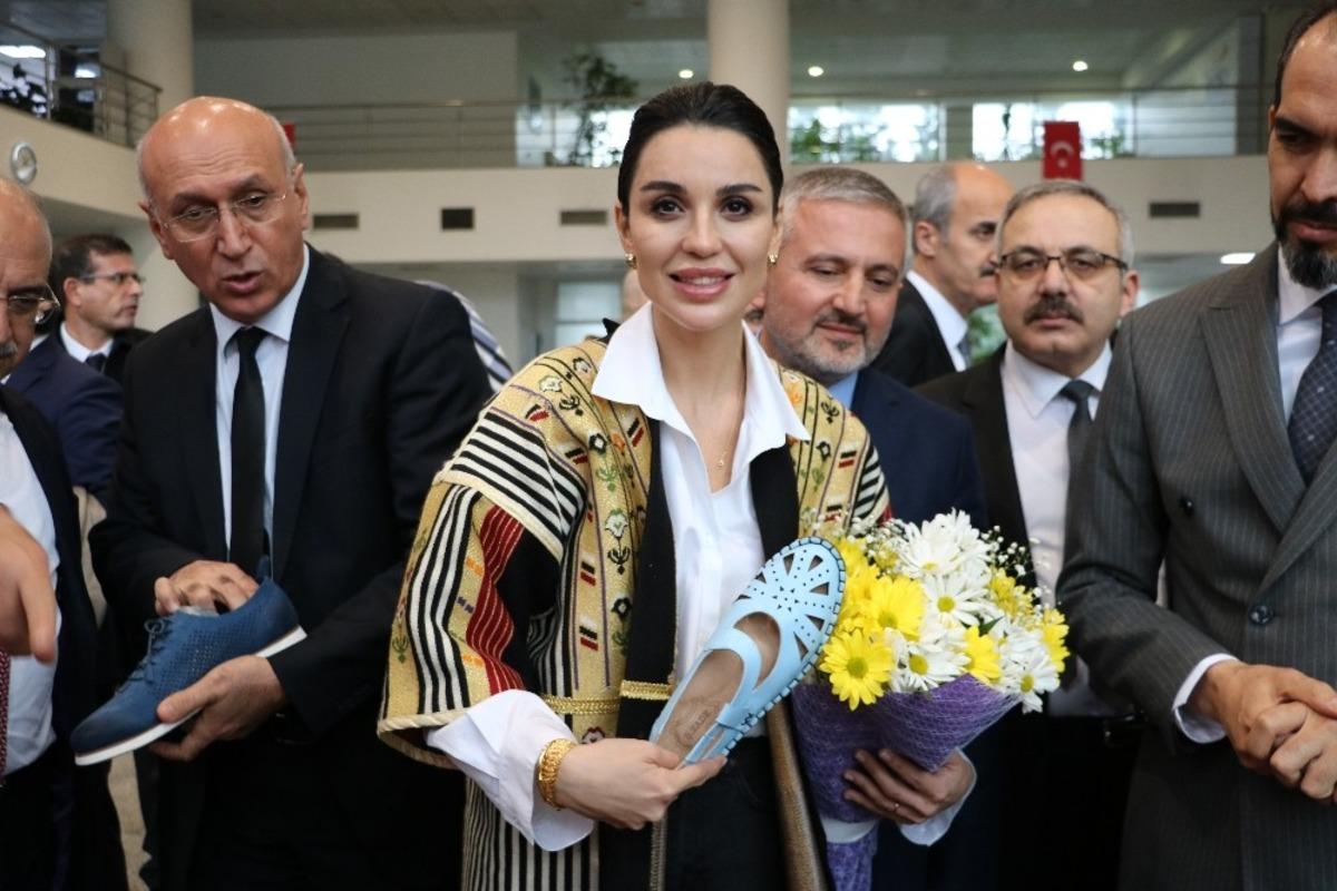 Zabun: "Ayakkabı sekt&ouml;r&uuml; markalaşarak kaliteyi artıracak"